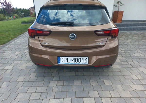 Opel Astra cena 47900 przebieg: 108600, rok produkcji 2017 z Brodnica małe 106
